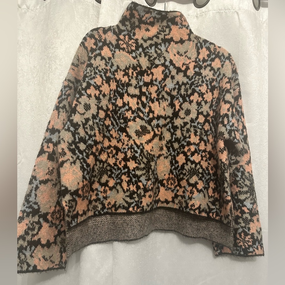 Zara Multicolor Floral Turtleneck Sweater